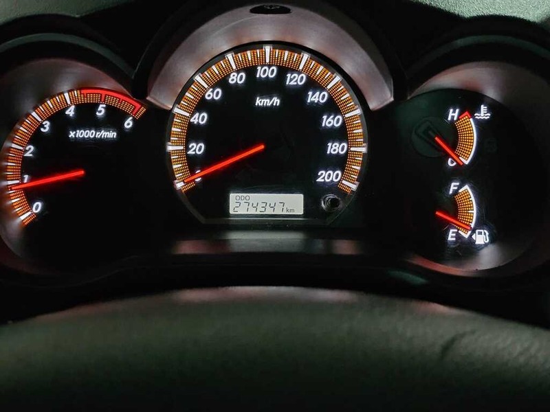Toyota Hilux - Auto Hot Spot - Image 11