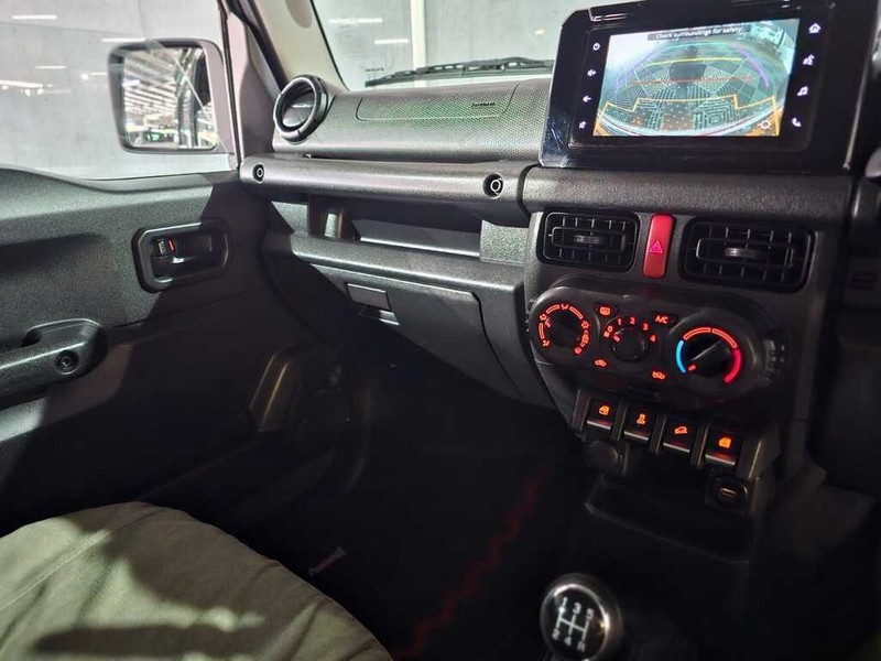 Suzuki Jimny - Auto Hot Spot - Image 11