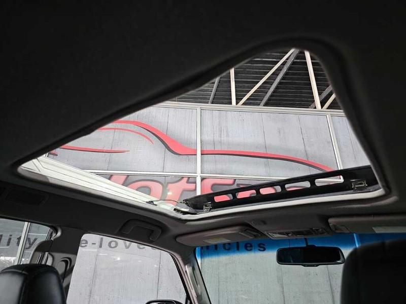 Mitsubishi Pajero - Auto Hot Spot - Image 7
