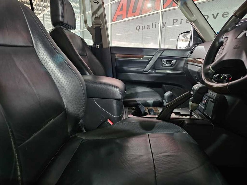 Mitsubishi Pajero - Auto Hot Spot - Image 9