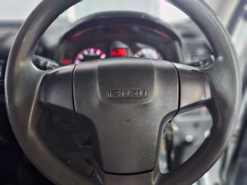 Isuzu KB - Auto Hot Spot - Image 7