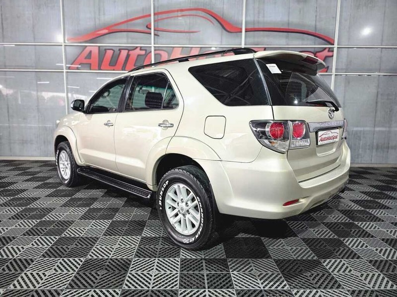 Toyota Fortuner - Auto Hot Spot - Image 4