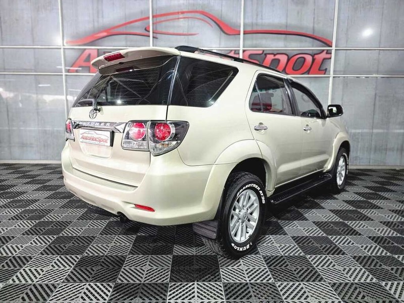 Toyota Fortuner - Auto Hot Spot - Image 3