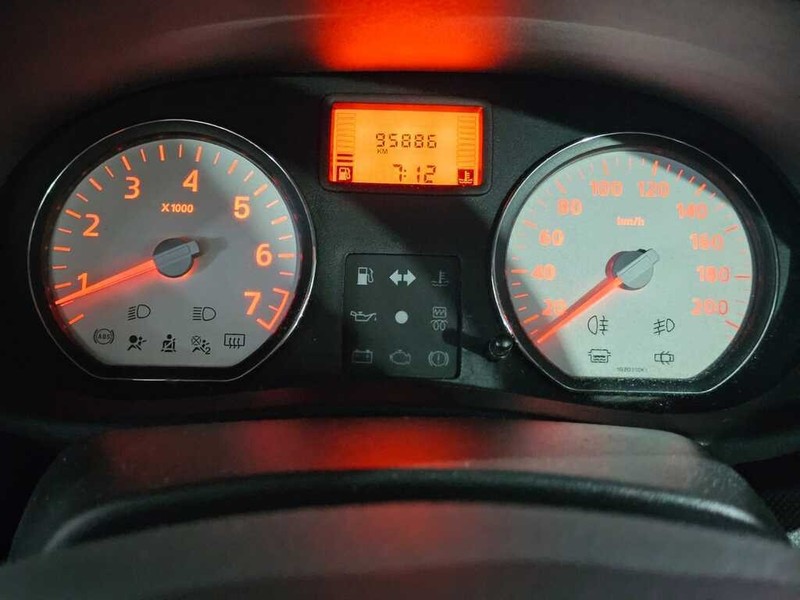 Nissan NP200 - Auto Hot Spot - Image 8