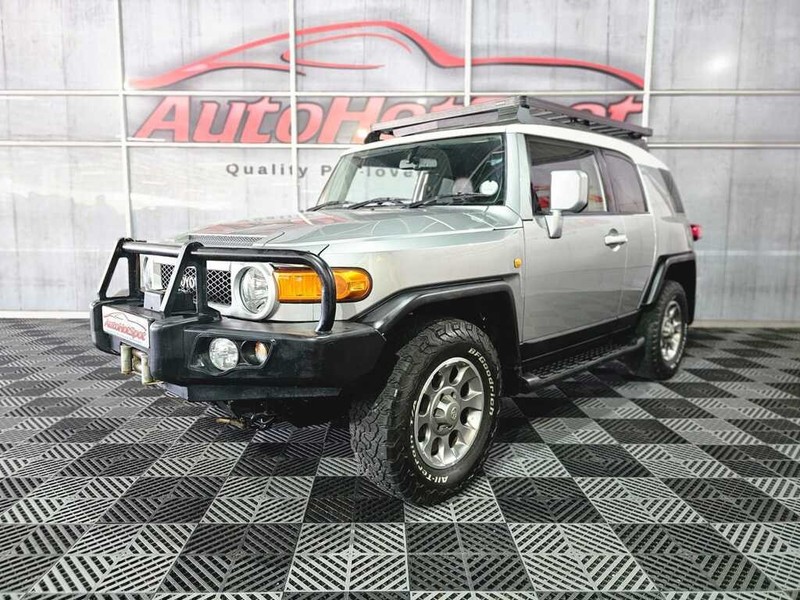 Toyota FJ Cruiser - Auto Hot Spot - Image 1