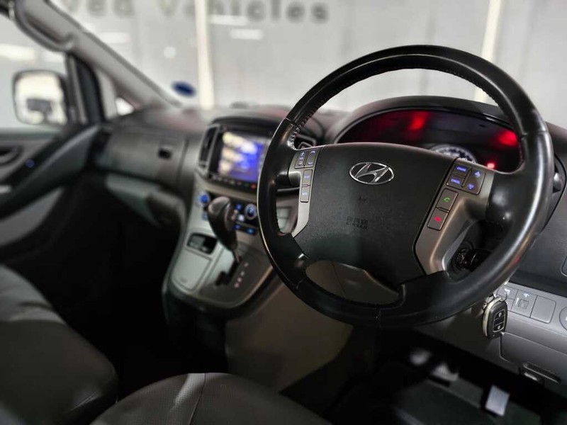 Hyundai H-1 - Auto Hot Spot - Image 10