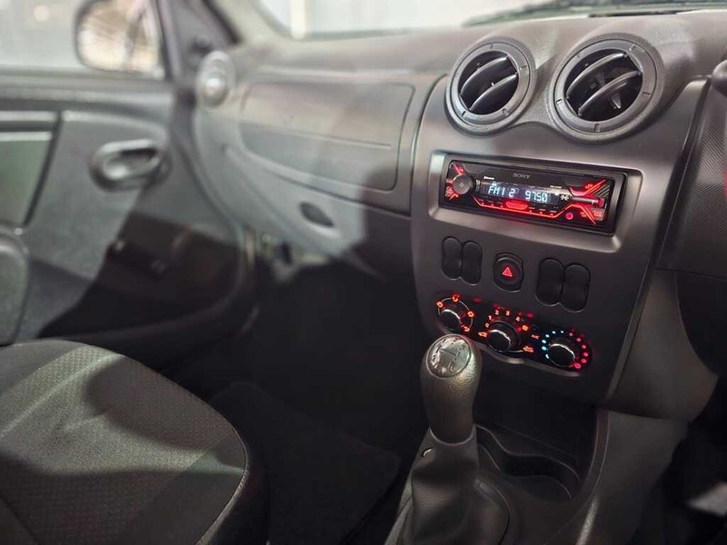 Nissan NP200 - Auto Hot Spot - Image 9