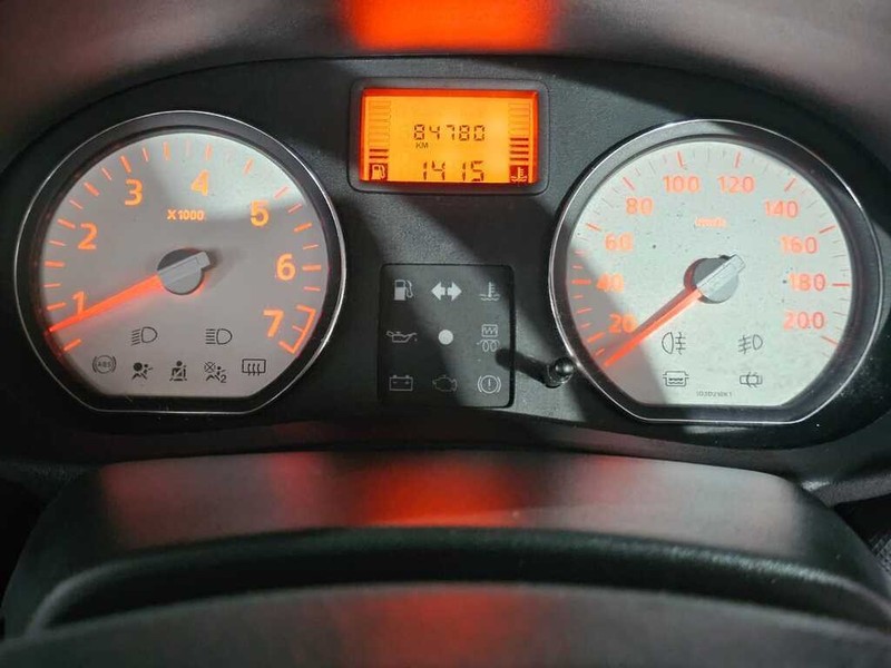 Nissan NP200 - Auto Hot Spot - Image 8