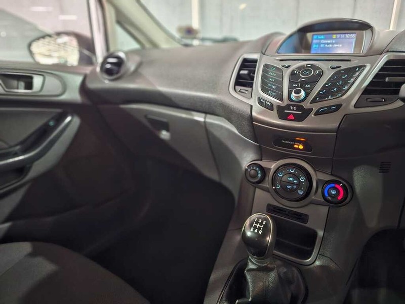 Ford Fiesta - Auto Hot Spot - Image 10