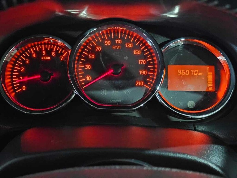 Renault Duster - Auto Hot Spot - Image 9