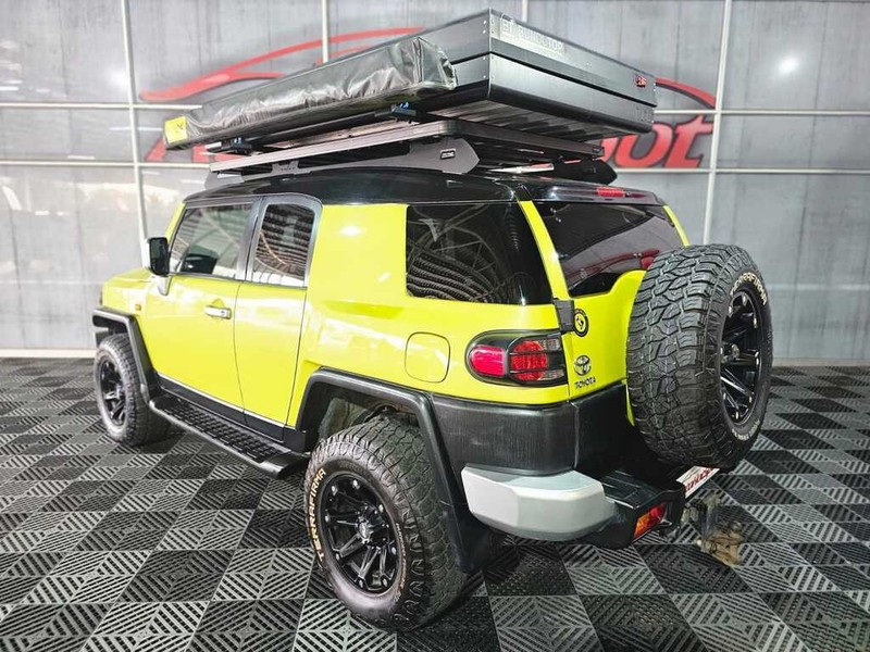 Toyota FJ Cruiser - Auto Hot Spot - Image 4