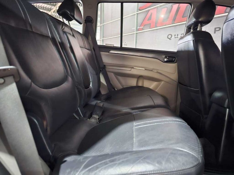Mitsubishi Pajero - Auto Hot Spot - Image 6