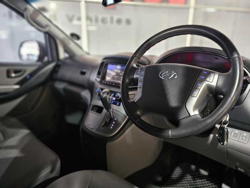 Hyundai H-1 - Auto Hot Spot - Image 9