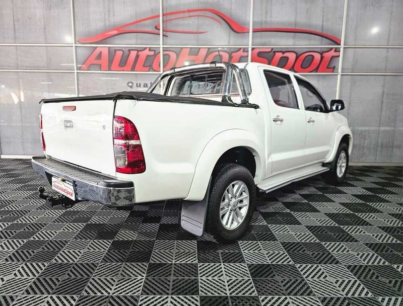 Toyota Hilux - Auto Hot Spot - Image 3