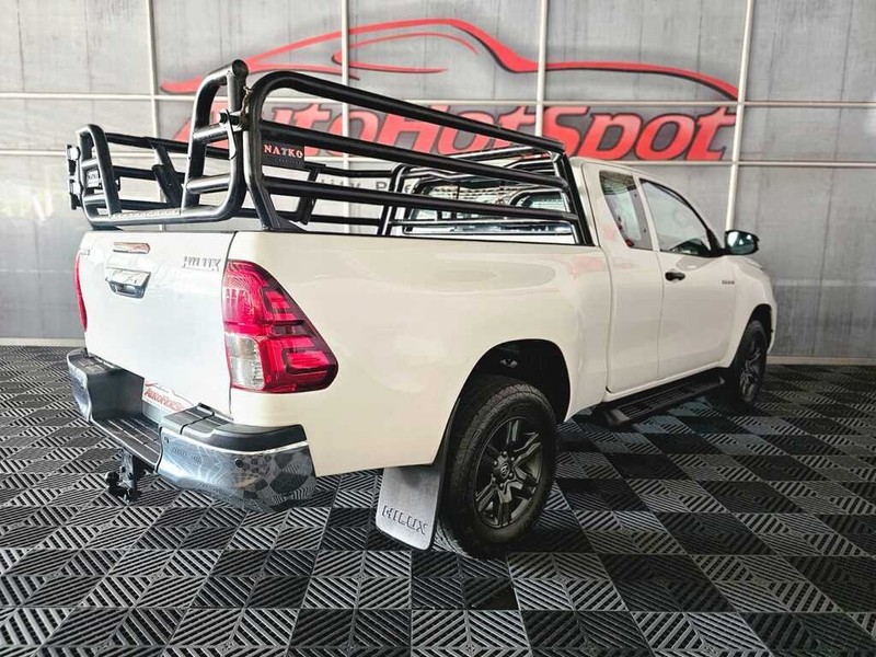 Toyota Hilux - Auto Hot Spot - Image 3
