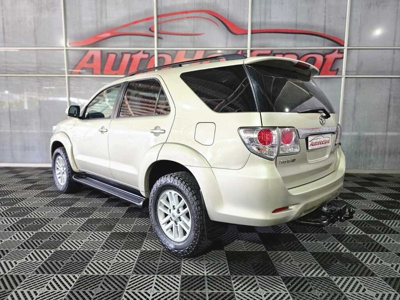 Toyota Fortuner - Auto Hot Spot - Image 4
