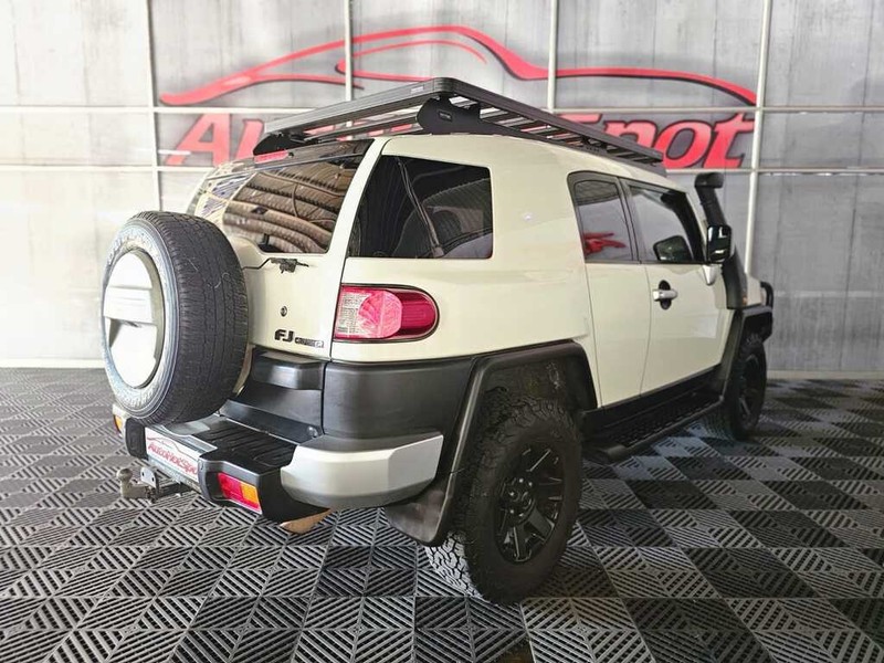 Toyota Land Cruiser - Auto Hot Spot - Image 3