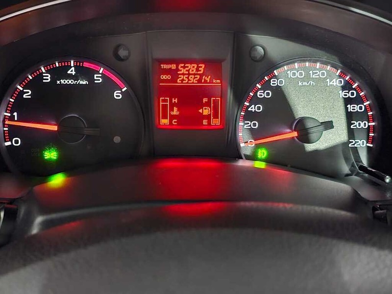 Isuzu KB - Auto Hot Spot - Image 10