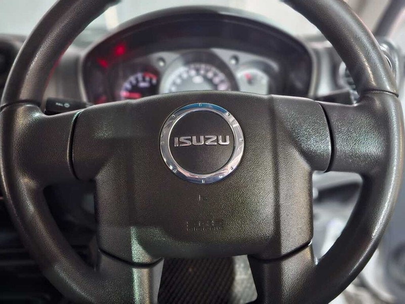 Isuzu KB - Auto Hot Spot - Image 10