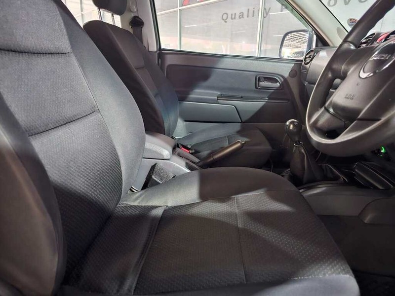 Isuzu KB - Auto Hot Spot - Image 8