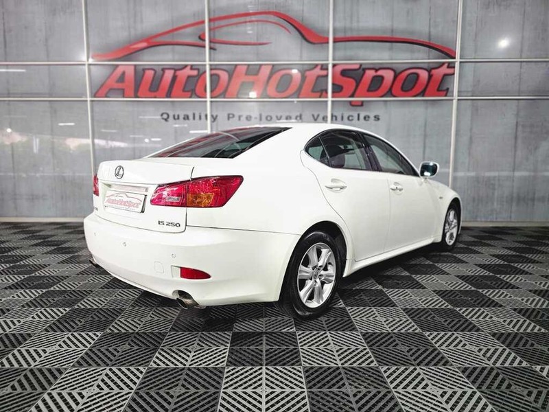Lexus IS - Auto Hot Spot - Image 3