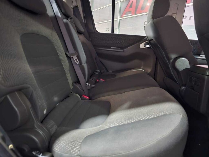 Nissan Pathfinder - Auto Hot Spot - Image 5