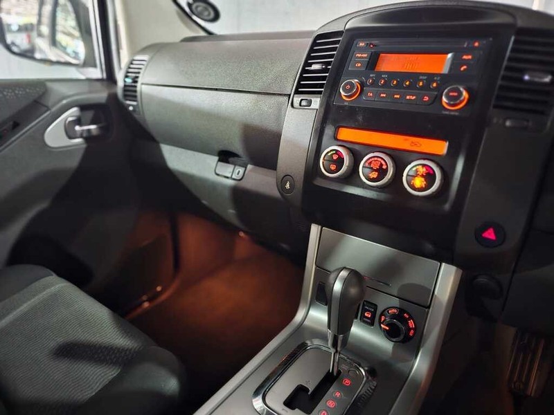 Nissan Pathfinder - Auto Hot Spot - Image 9