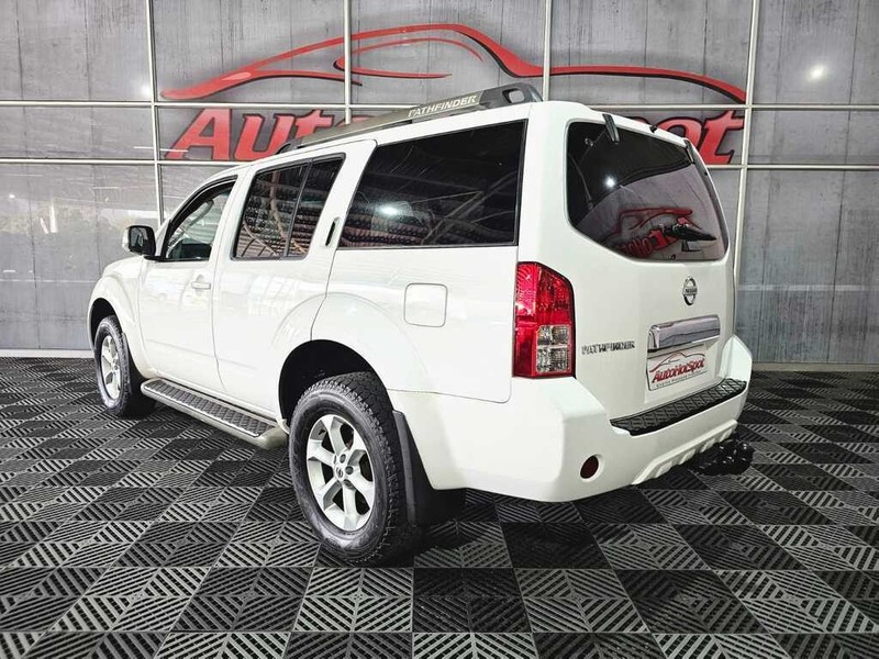 Nissan Pathfinder - Auto Hot Spot - Image 4