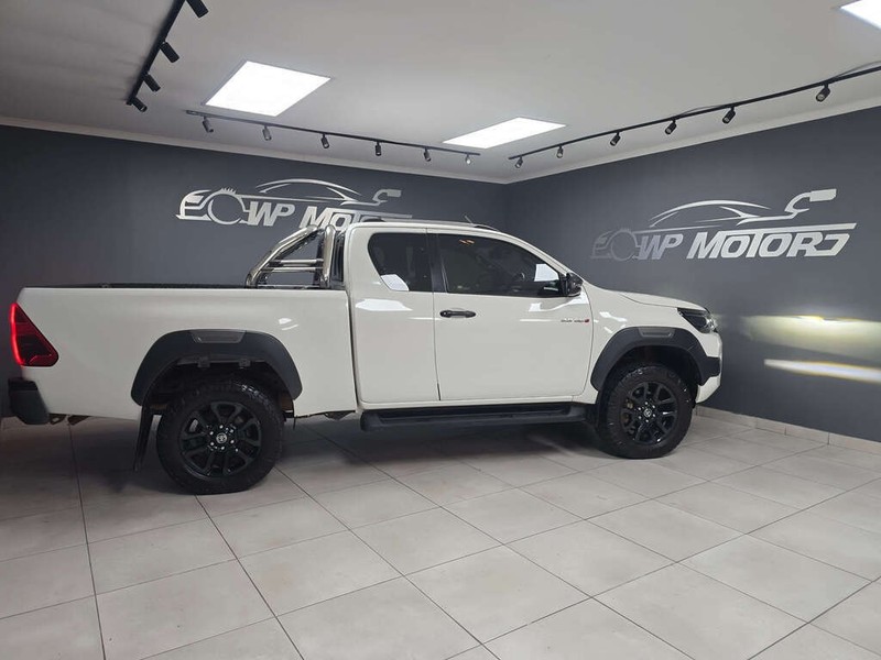 Toyota Hilux - WP Motors - Image 5