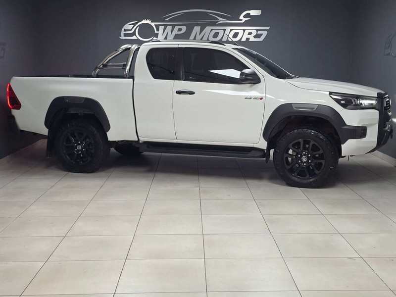Toyota Hilux - WP Motors - Image 4
