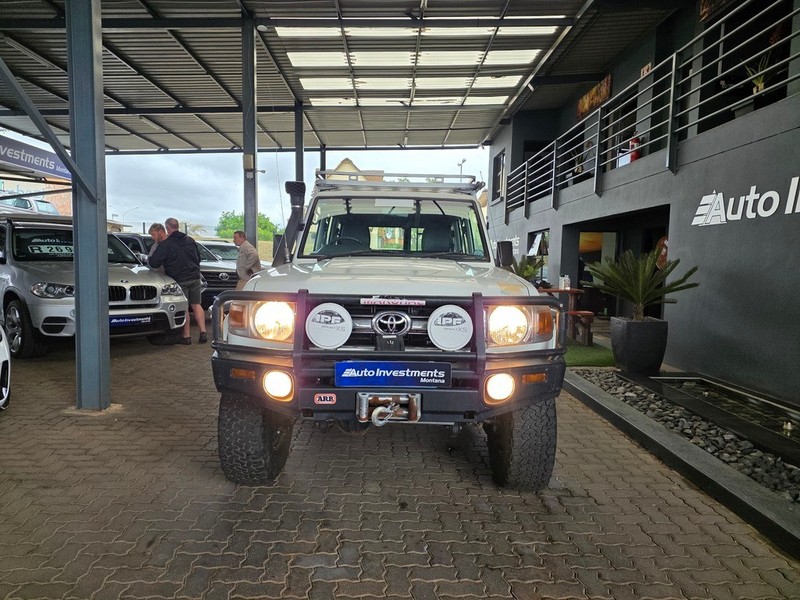 Toyota Land Cruiser - Auto Investments Montana - Image 2