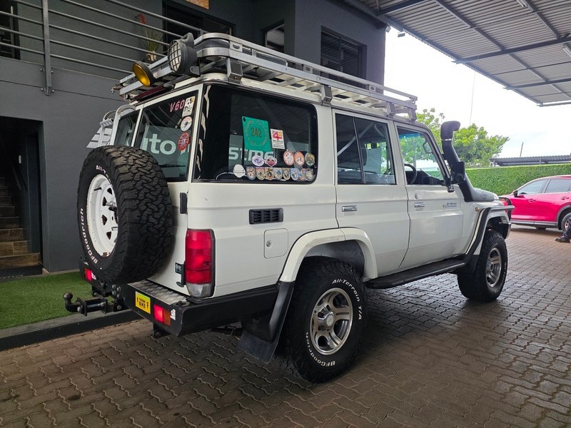 Toyota Land Cruiser - Auto Investments Montana - Image 5