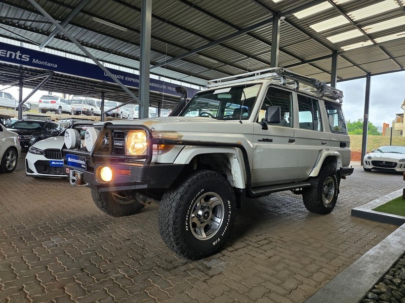Toyota Land Cruiser - Auto Investments Montana - Image 3