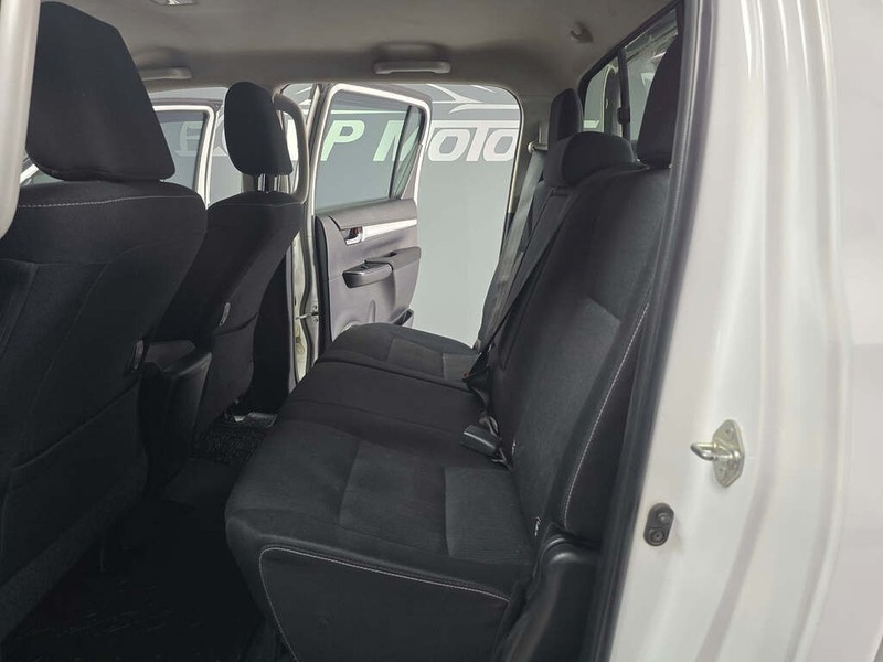 Toyota Hilux - WP Motors - Image 17