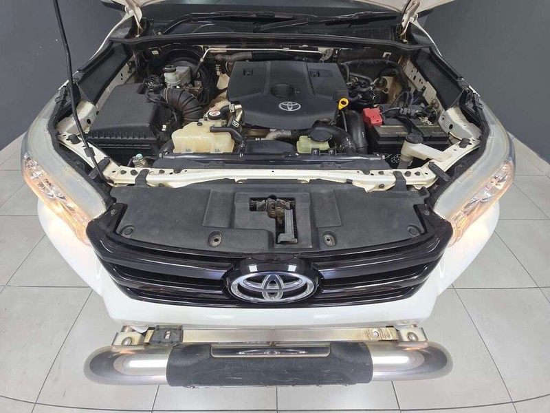 Toyota Hilux - WP Motors - Image 6