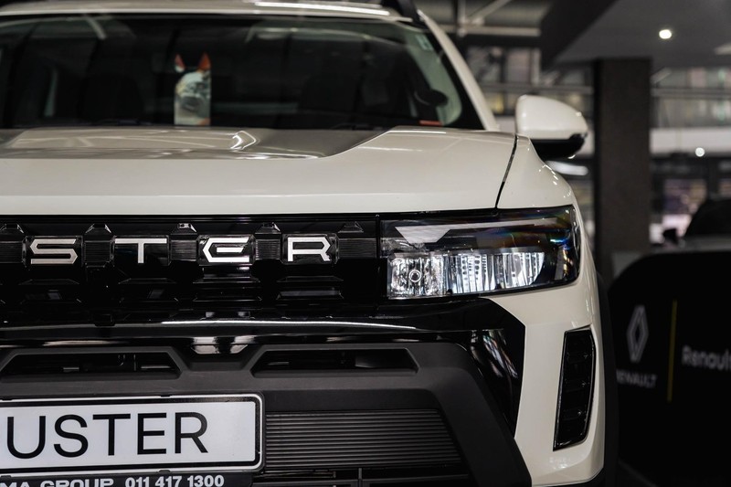 Renault Duster - Renault Bruma - Image 3