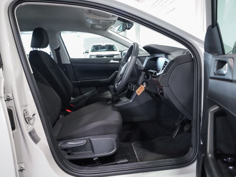 Volkswagen Polo - Hatfield VW Bryanston - Image 15