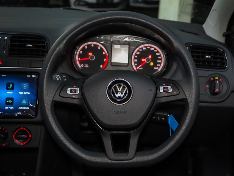 Volkswagen Polo Vivo - Hatfield VW Bryanston - Image 10