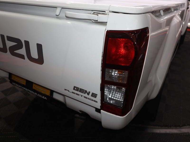Isuzu D-Max - KING OF CARS - Image 19