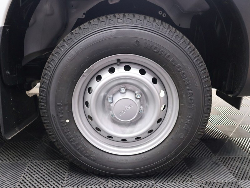 Isuzu D-Max - KING OF CARS - Image 13