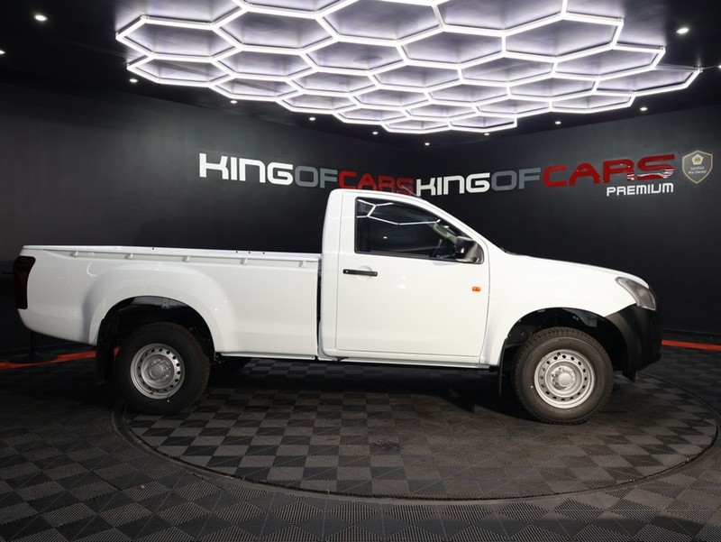Isuzu D-Max - KING OF CARS - Image 4