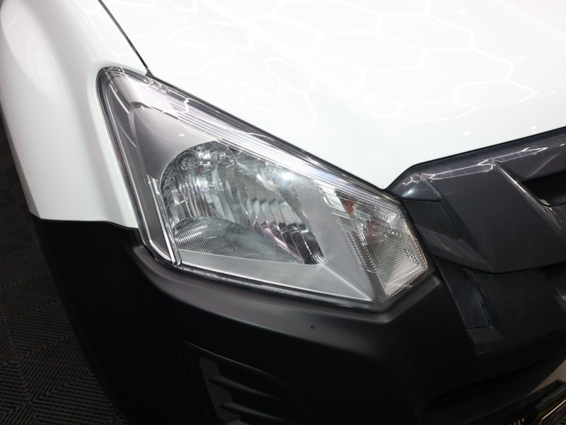 Isuzu D-Max - KING OF CARS - Image 12
