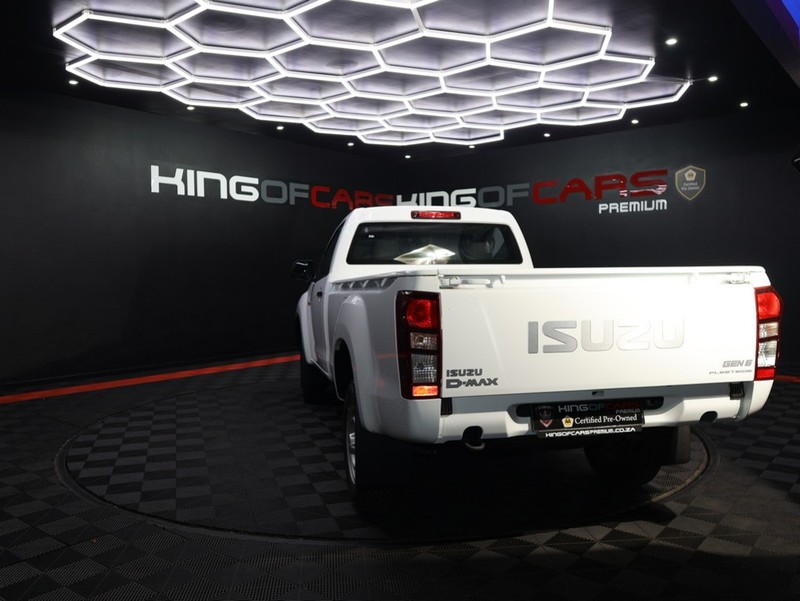 Isuzu D-Max - KING OF CARS - Image 6