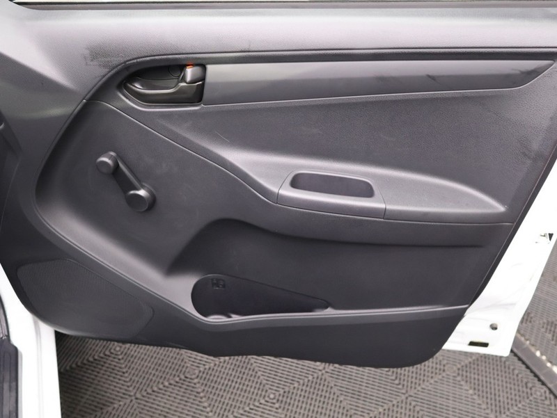 Isuzu D-Max - KING OF CARS - Image 17
