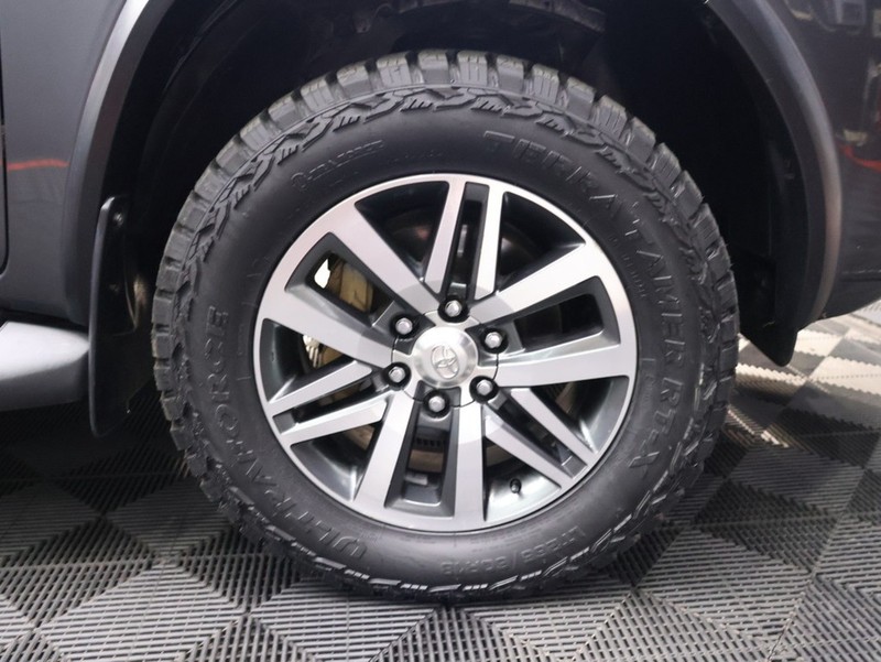 Toyota Fortuner - KING OF CARS - Image 14