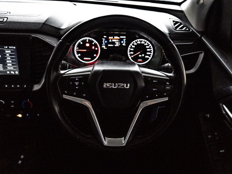 Isuzu D-Max - Ford Sandton - Image 12
