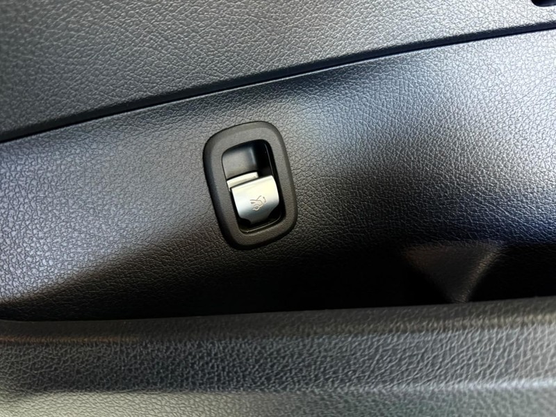 Mercedes-Benz C-class - New Vaal Motors Vereeniging Mercedes - Image 19