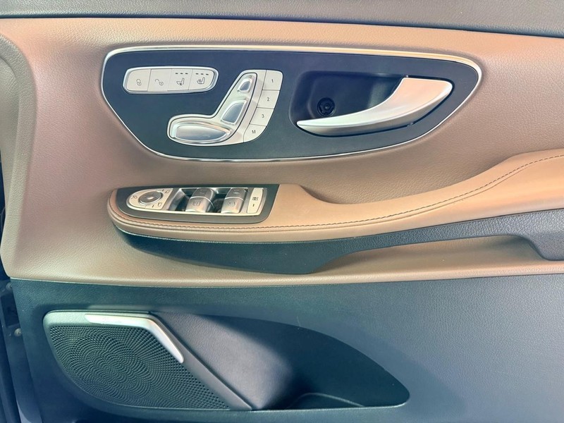 Mercedes-Benz V-class - Top Gear Auto - Image 12