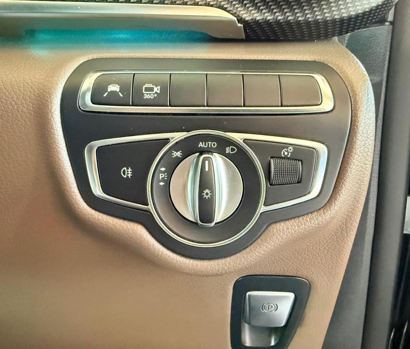 Mercedes-Benz V-class - Top Gear Auto - Image 14