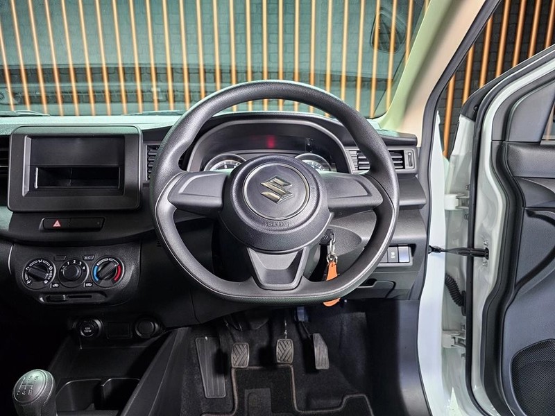 Suzuki Ertiga - Mit Mak Motors - Image 10